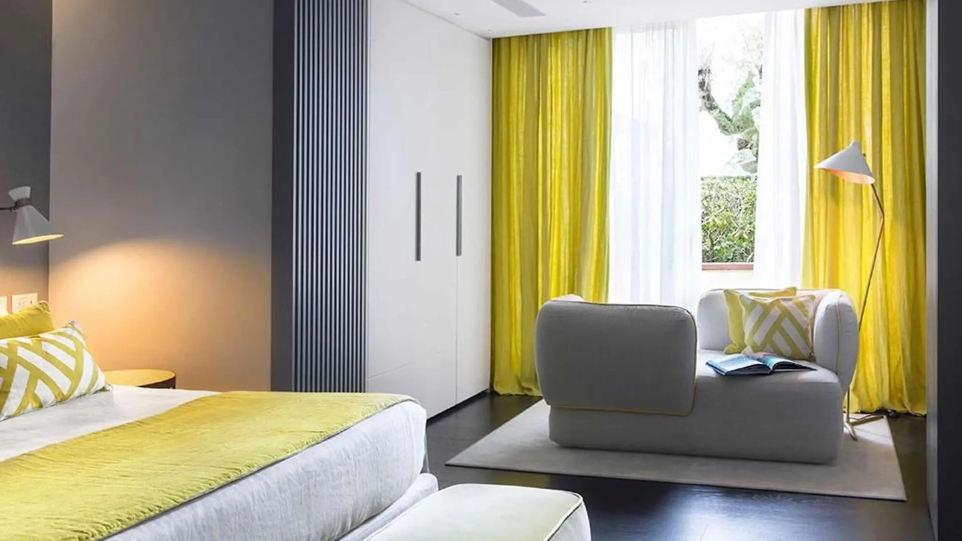 Hotel Byron Forte dei Marmi Italy
