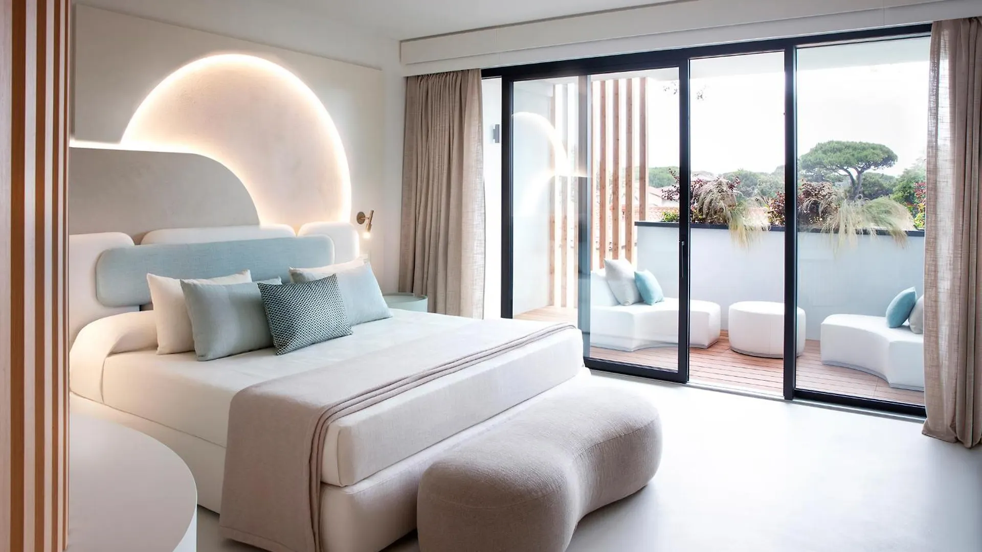 Hotel Byron Forte dei Marmi 5*,