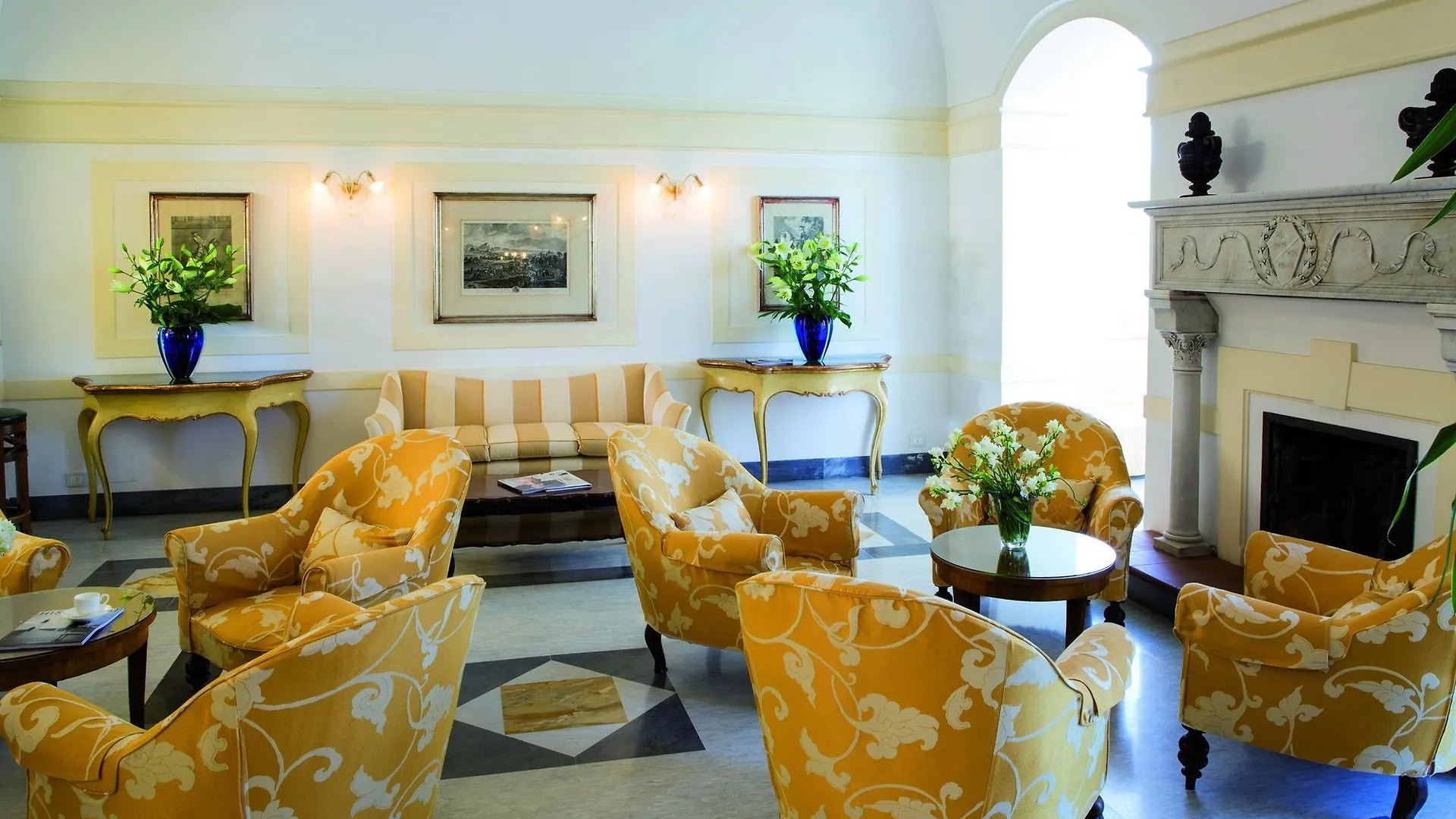 Hotel Byron Forte dei Marmi 5*,
